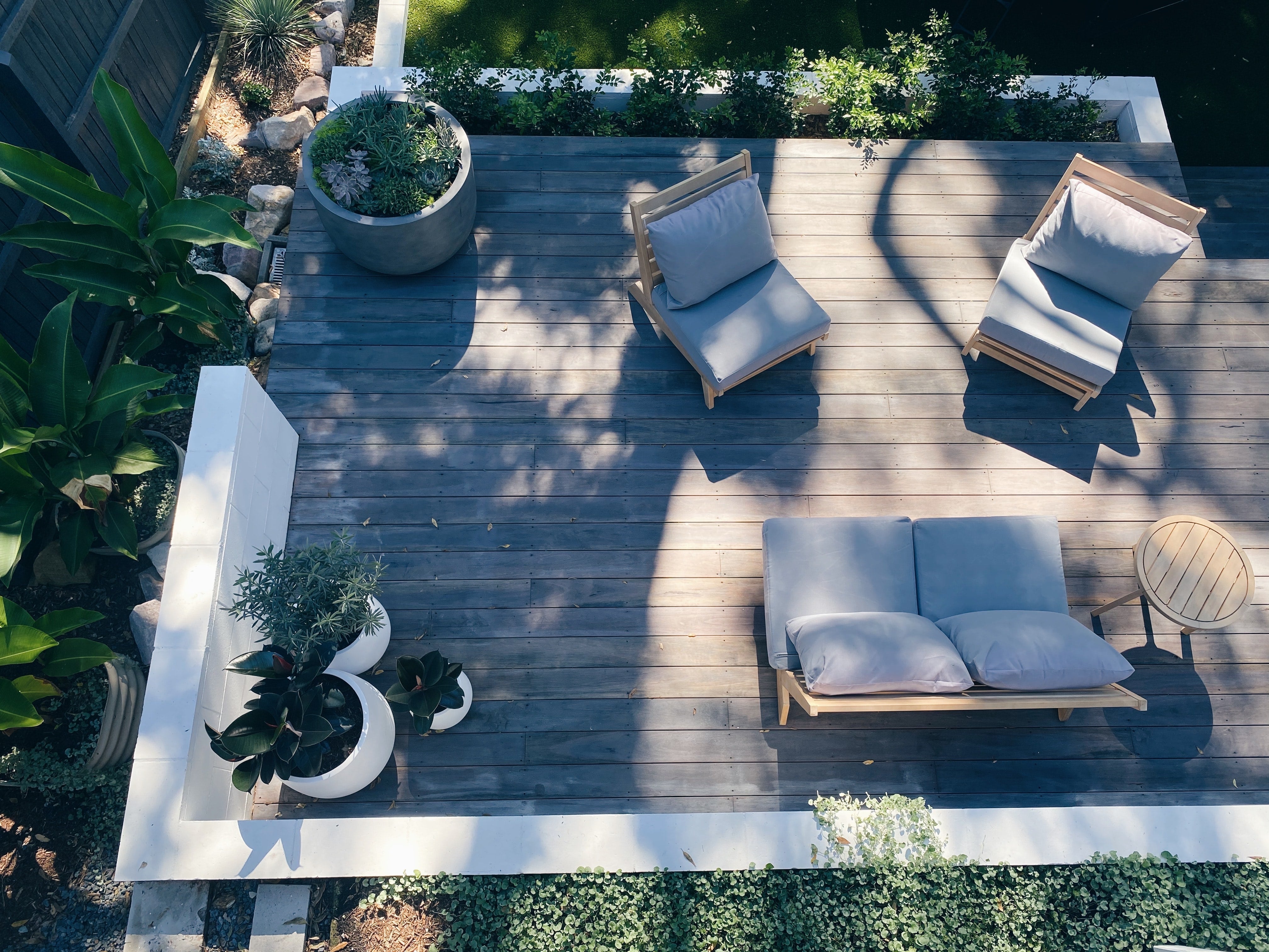 Stylish Ideas to Decorate your Front porch